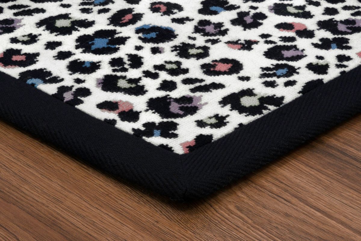 T01010055_SAMPLE