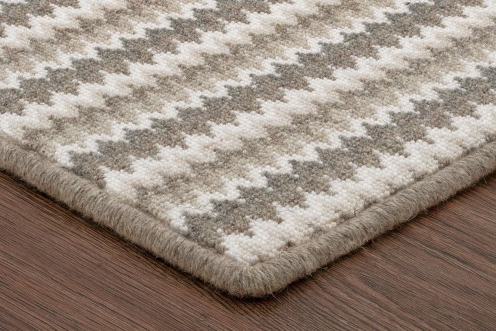 T01017180_SAMPLE