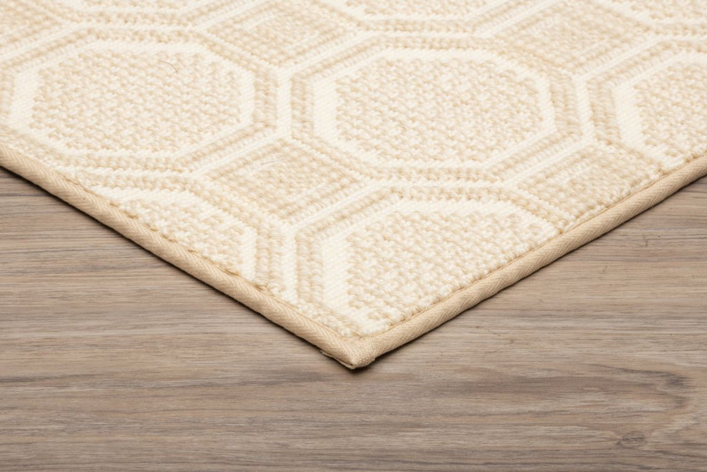 Bay Sand / White